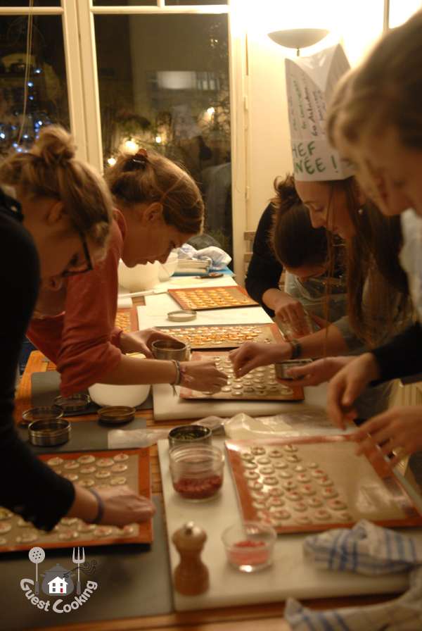 Idée evjf: cours de macarons paris